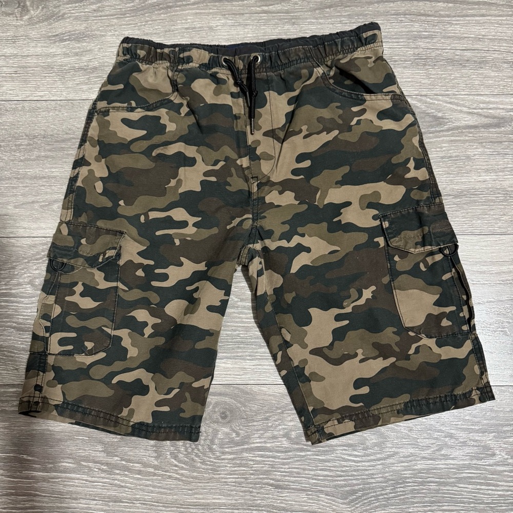Univibe Youth‎ Green Camouflage Drawstring Cargo Long Shorts Size L